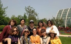 老头把舌头伸进粉嫩淑芬